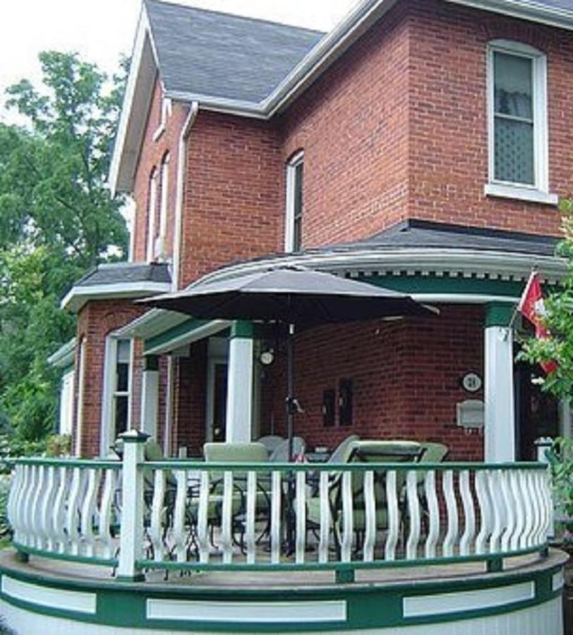 Clydesdale House Barrie Exterior foto